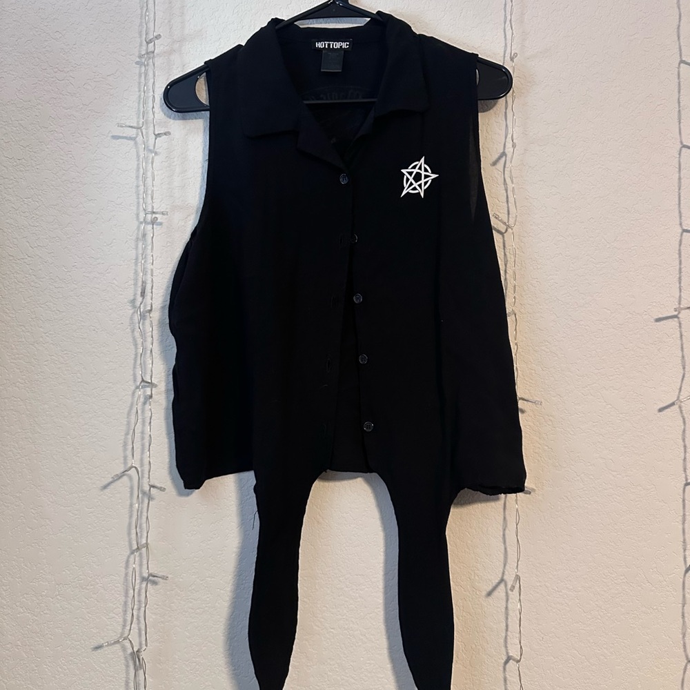 Hot Topic Black Button-Up Vest with Star Design